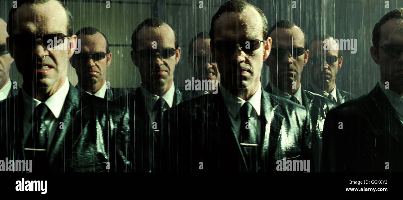 MATRIX giri / STATI UNITI D'AMERICA 2003 / Andy Wachowski, Larry Wachowski agente Smith (Hugo Weaving) Regie: Andy Wachowski, Larry Wachowski Foto Stock