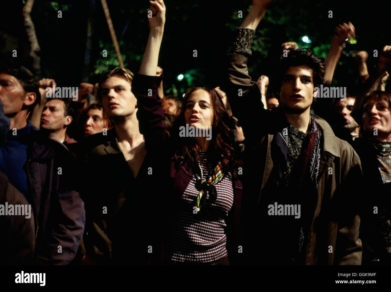 DIE TRÄUMER / The Dreamers Uk/F/I 2003 / Bernardo Bertolucci Szene mit Isabelle (Eva Green) Regie: Bernardo Bertolucci aka. I SOGNATORI Foto Stock