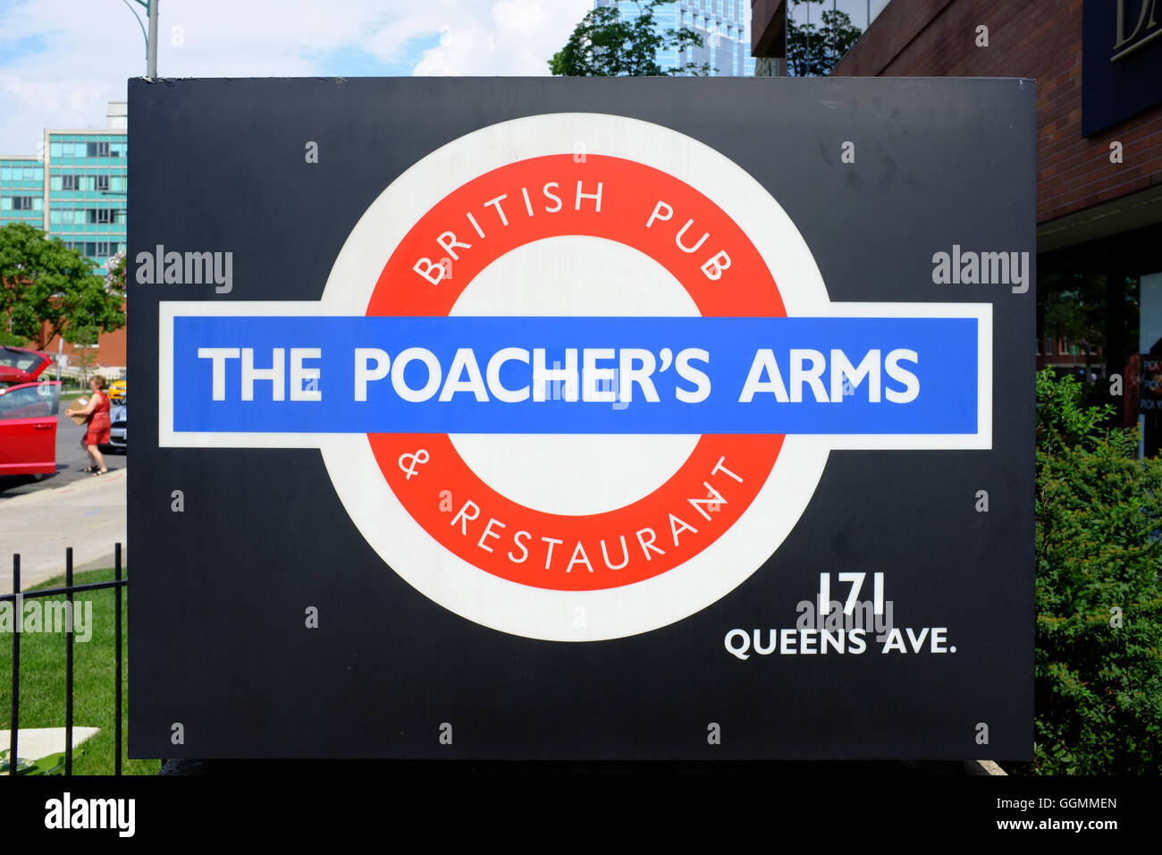 Il segno per un British pub e ristorante nella città canadese di London, Ontario. Foto Stock