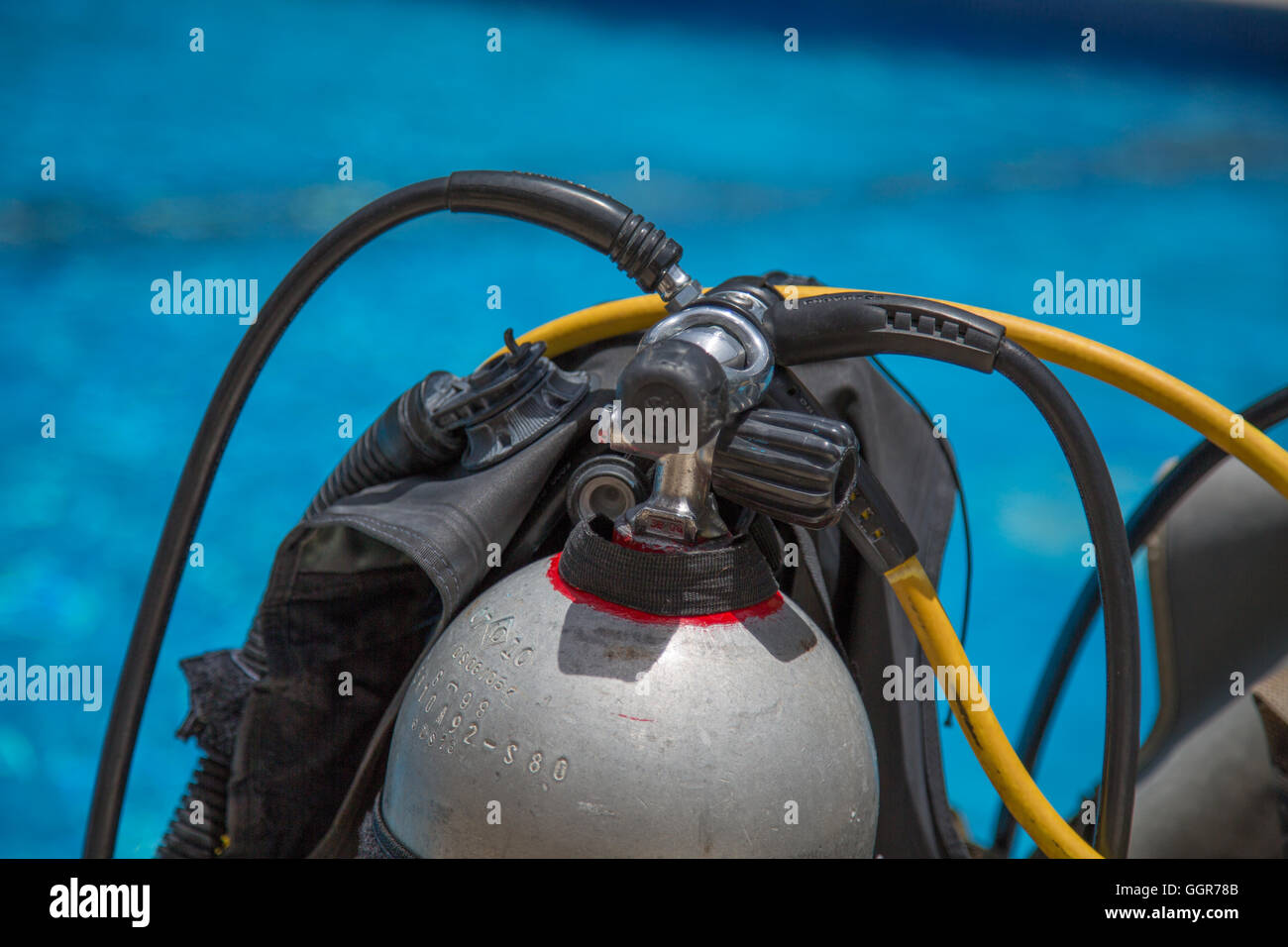 Attrezzatura per immersioni di fronte acqua vista dettagliata Foto Stock