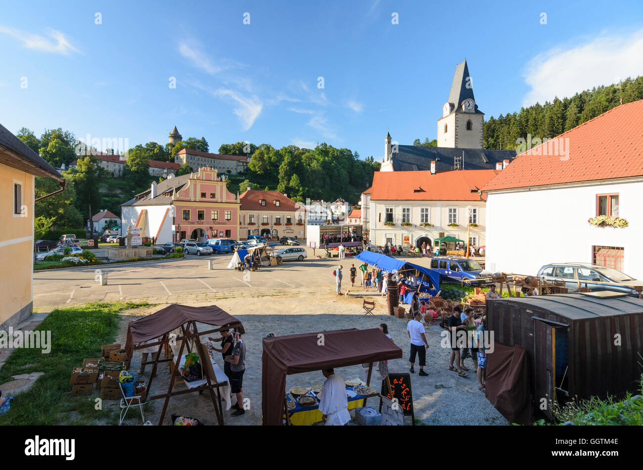 Rozmberk nad Vltavou (Rosenberg): Castello Rozmberk ( Rosenberg castello ) , il Municipio e la chiesa di Santa Maria a una fiera, Ceco, Foto Stock
