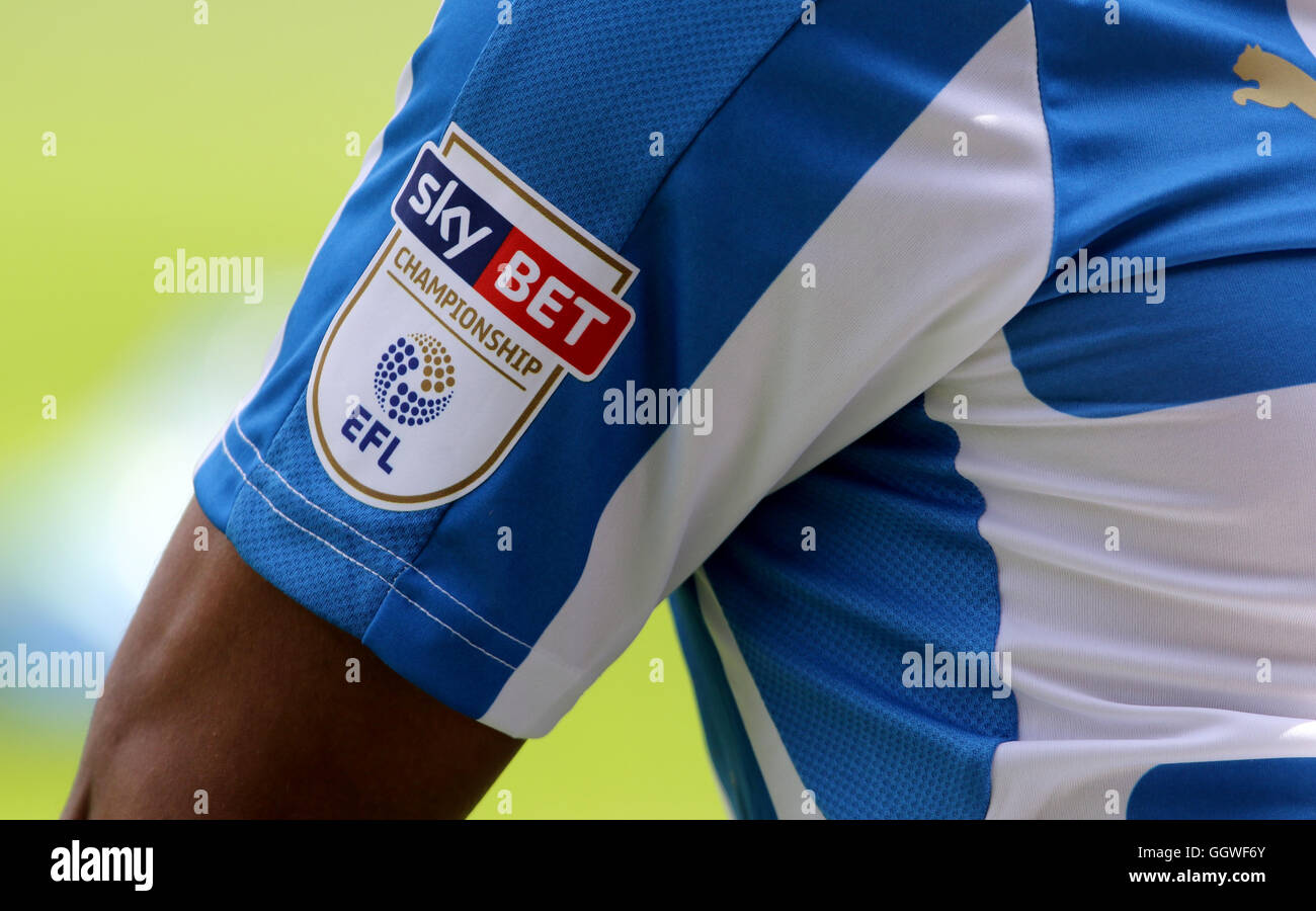 Vista generale del SkyBet EFL shirt distintivo durante il cielo di scommessa match del campionato a John Smith's Stadium, Huddersfield. Stampa foto di associazione. Picture Data: Sabato 6 agosto 2016. Vedere PA storia SOCCER Huddersfield. Foto di credito dovrebbe leggere: Richard Venditori/filo PA. Restrizioni: solo uso editoriale nessun uso non autorizzato di audio, video, dati, calendari, club/campionato loghi o 'live' servizi. Online in corrispondenza uso limitato a 75 immagini, nessun video emulazione. Nessun uso in scommesse, giochi o un singolo giocatore/club/league pubblicazioni. Foto Stock