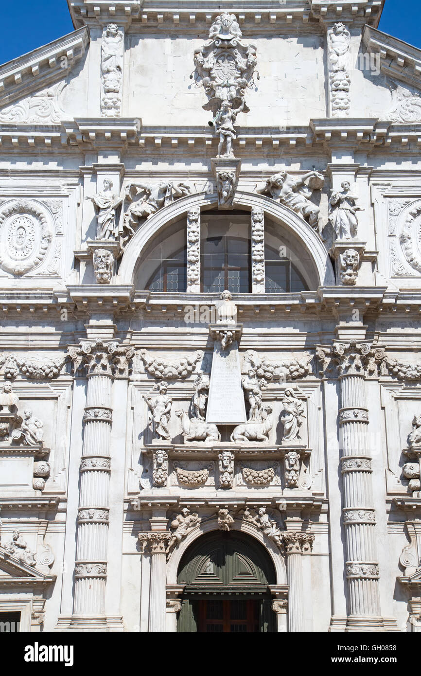 Le strade della città antica Venezia, Italia Foto Stock