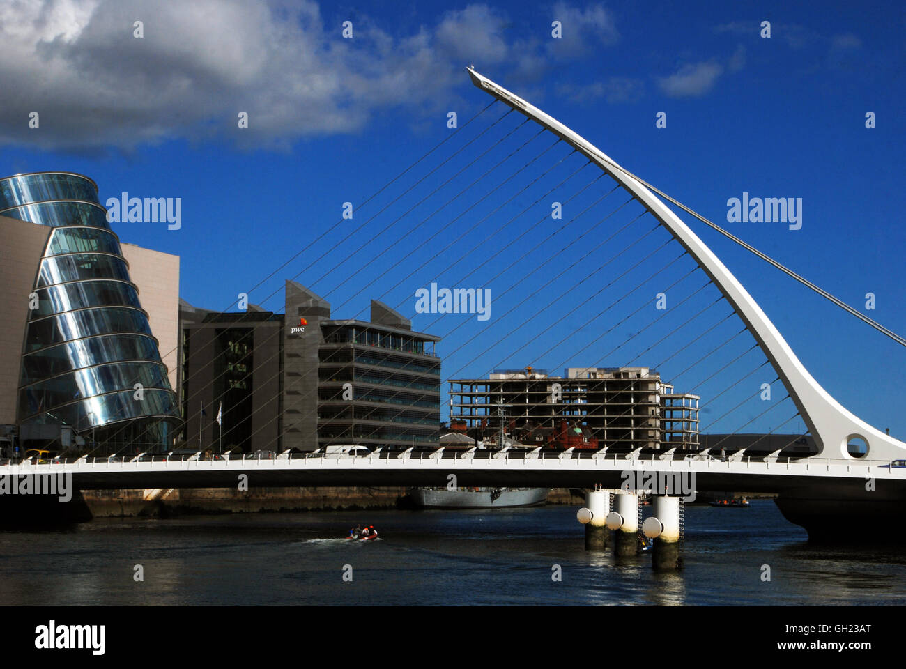 Samuel Beckett ponte sul fiume Liffey in Irlanda Foto Stock