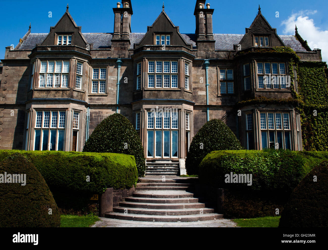 Muckross House Mansion nel Parco Nazionale di Killarney Foto Stock