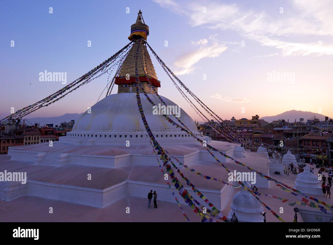 Stupa Boudhanath al tramonto, sito patrimonio mondiale dell'unesco, Kathmandu, Nepal, asia Foto Stock