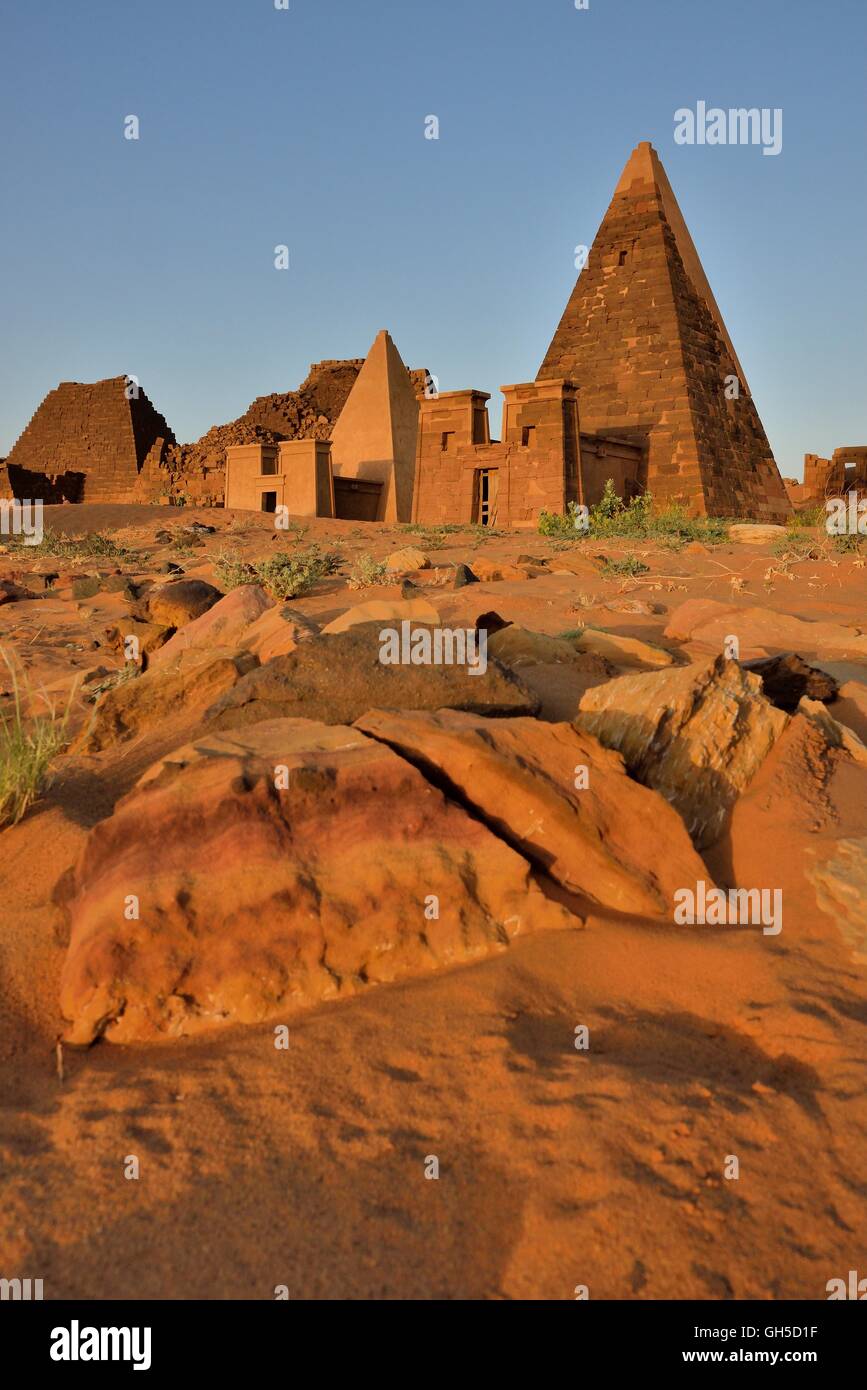 Geografia / viaggi, Sudan, piramide del nord del cimitero di Meroe, nero faraoni, la Nubia, Nahr un-nullo, Additional-Rights-Clearance-Info-Not-Available Foto Stock