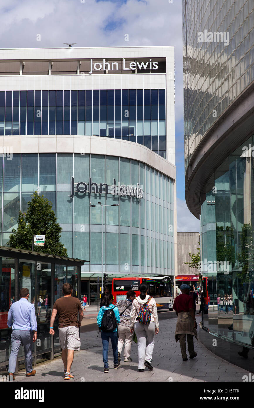 Exeter high street,john lewis,architettura, arhitecture, blu, marca, edificio, business, catena, città, giorno, reparto contatti,lavoro, linea di lavoro, l Foto Stock