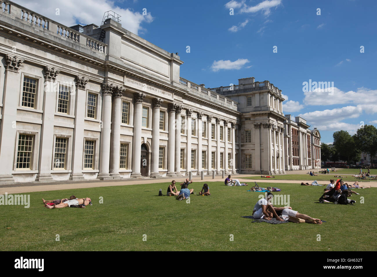 Re Carlo corte, Old Royal Navy College motivi, Greenwich, sud-est di Londra REGNO UNITO Foto Stock