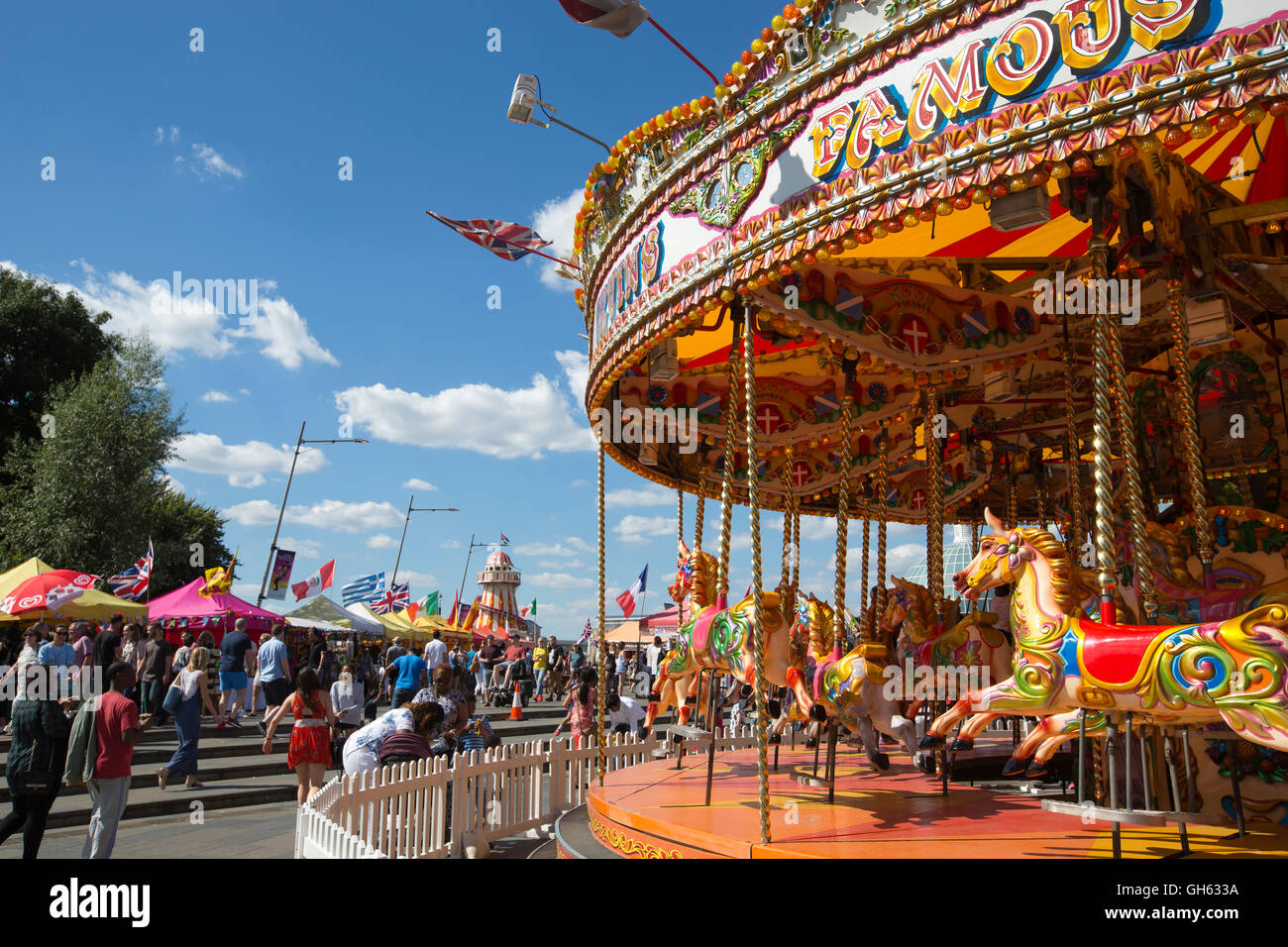 Giostra fairground ride, Greenwich, a sud-est di Londra, England, Regno Unito Foto Stock