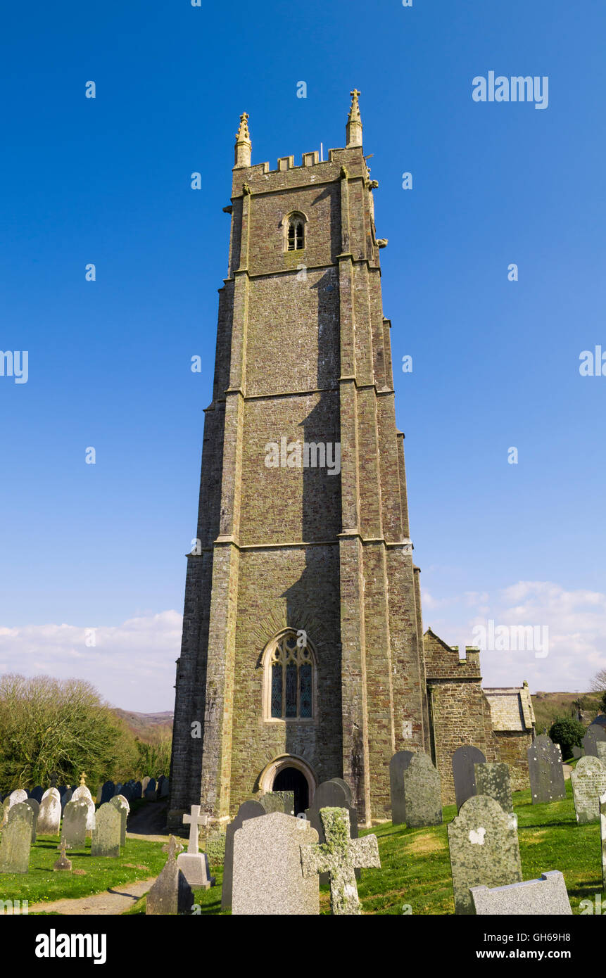 St Nectan la chiesa nel villaggio di Stoke, North Devon, in Inghilterra. Conosciuta anche come la Cattedrale di North Devon. Foto Stock