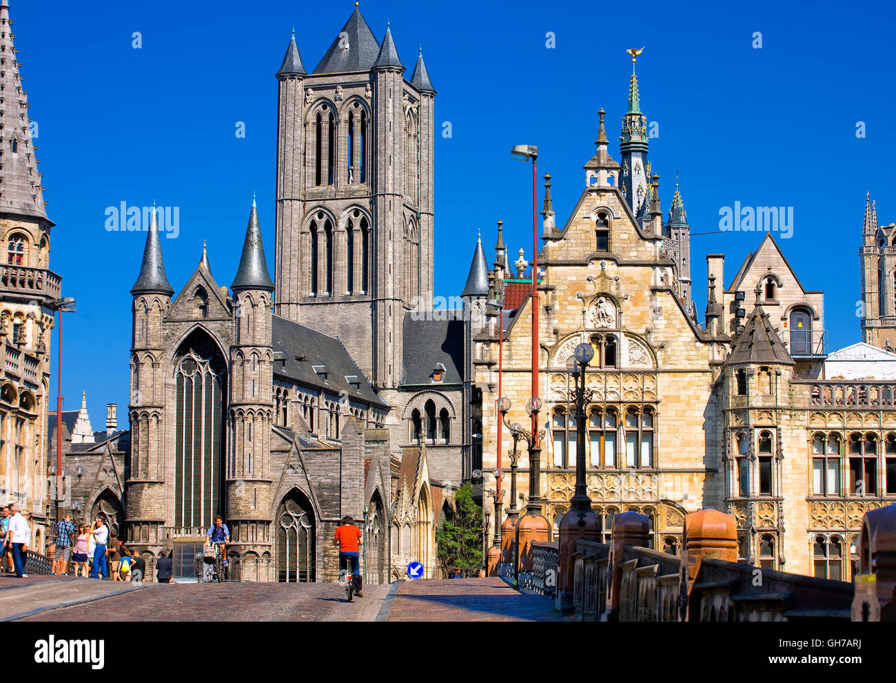 Nicholas Chiesa e il municipio di Gand, Belgio Foto Stock