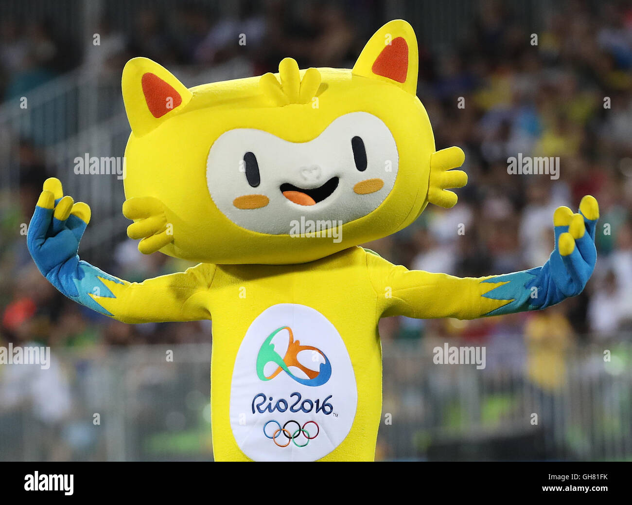 Rio De Janeiro Brasile 8 Ago 16 Mascotte Olimpica Vinicius Passeggiate Oltre Il Passo Prima Di Donne Del Rugby Sevens Gold Medal Match Tra Australia E Nuova Zelanda Al Rio 16 Giochi