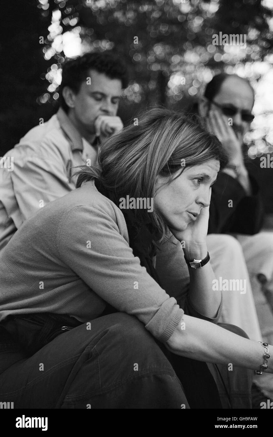 Regisseurin, Drehbuchautorin und Darstellerin AGNES JAOUI während der Dreharbeiten. Regie: Agnes Jaoui aka. Comme une image Foto Stock