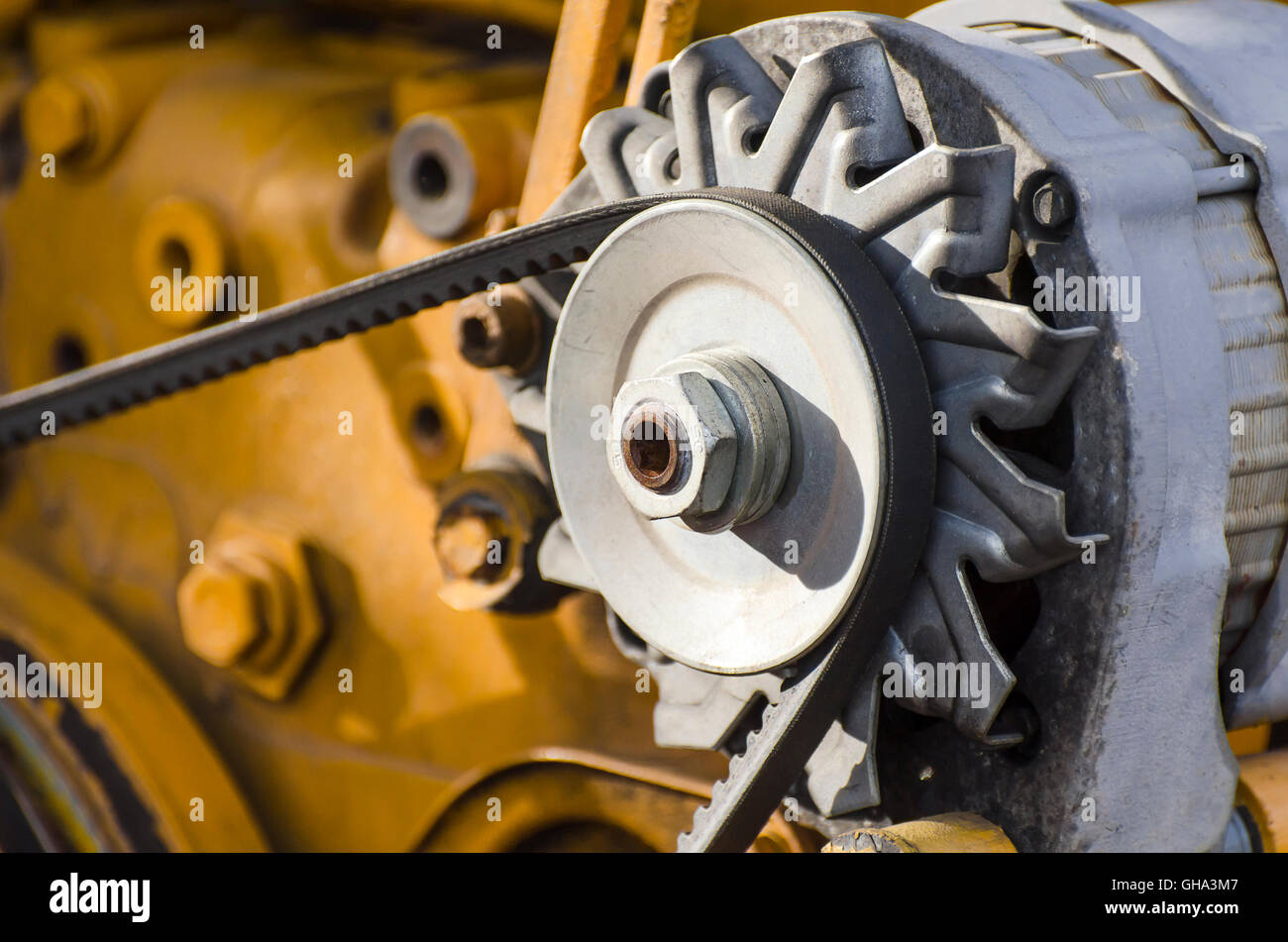 Motori, pompe, trasportatori, grande in acciaio con macchine a vite. Foto Stock