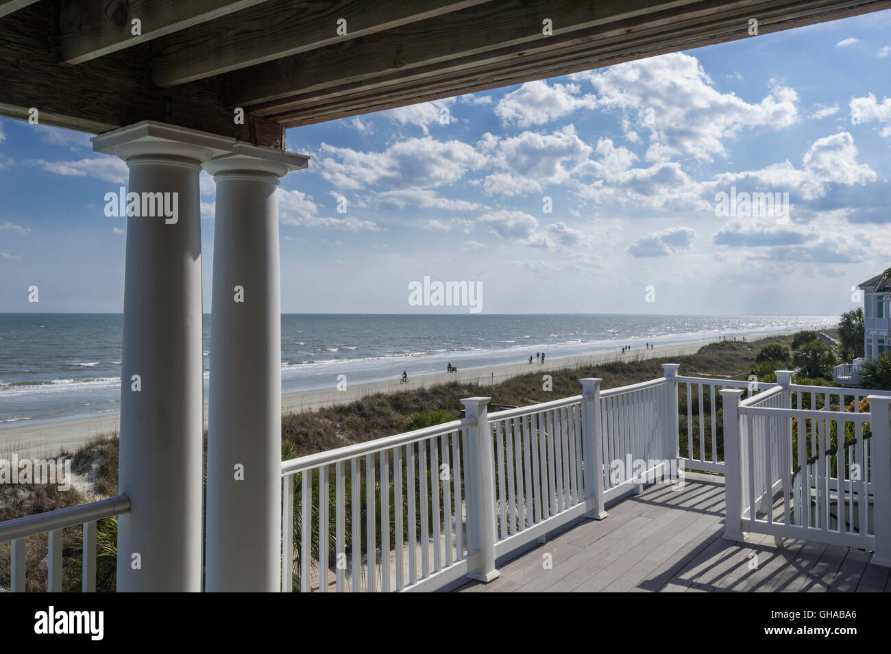 Deck Patio con sole & Vista Oceano, Hilton Head Beach, Carolina del Sud e Stati Uniti d'America Foto Stock