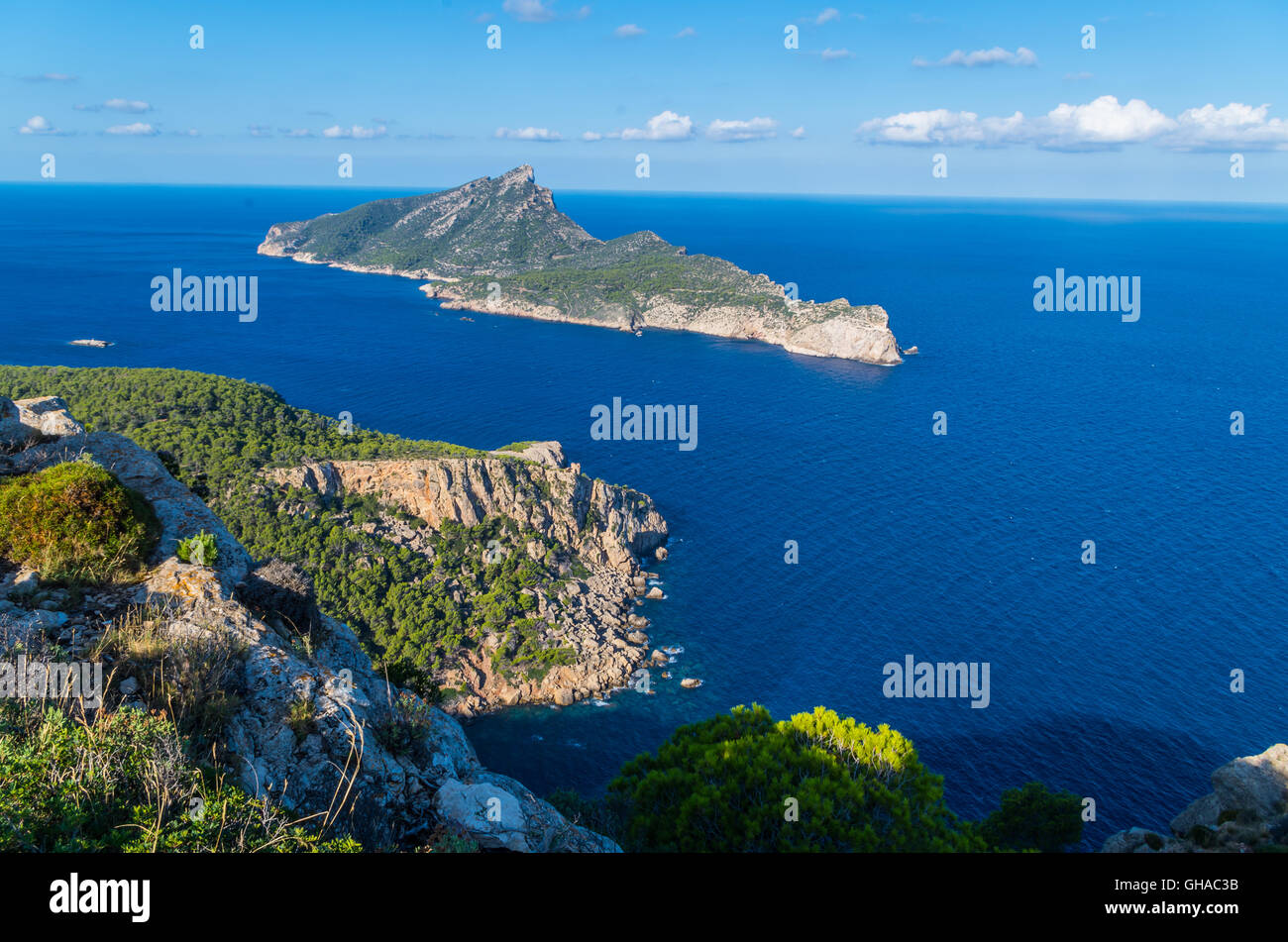 Bella su Sa Dragonera dalle montagne di Tramuntana, Mallorca, Spagna Foto Stock