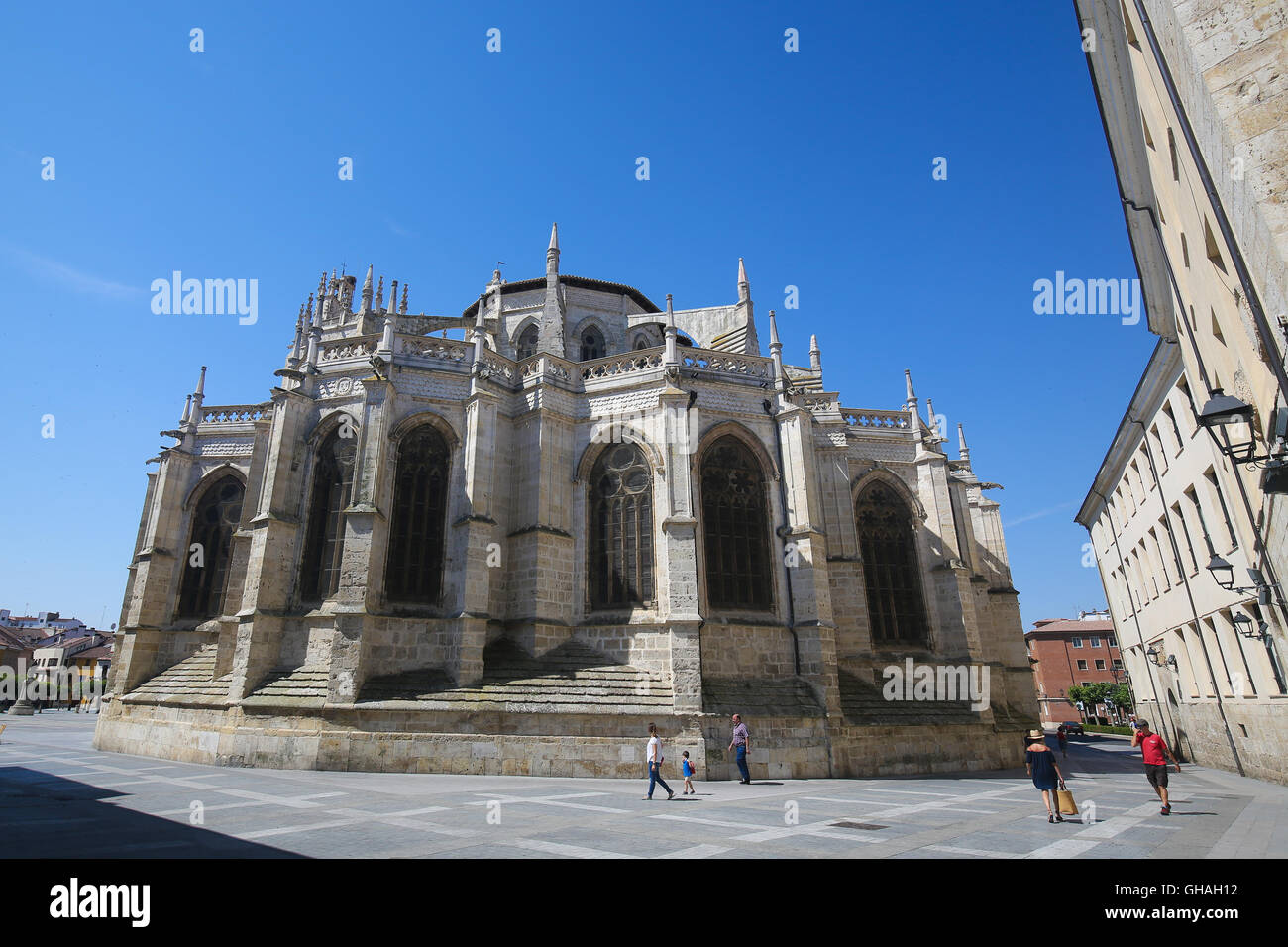 PALENCIA, Spagna - 10 luglio 2016: Palencia Cattedrale (Catedral de san Antolin), popolarmente conosciuta come la bellezza sconosciuta, in Palenci Foto Stock