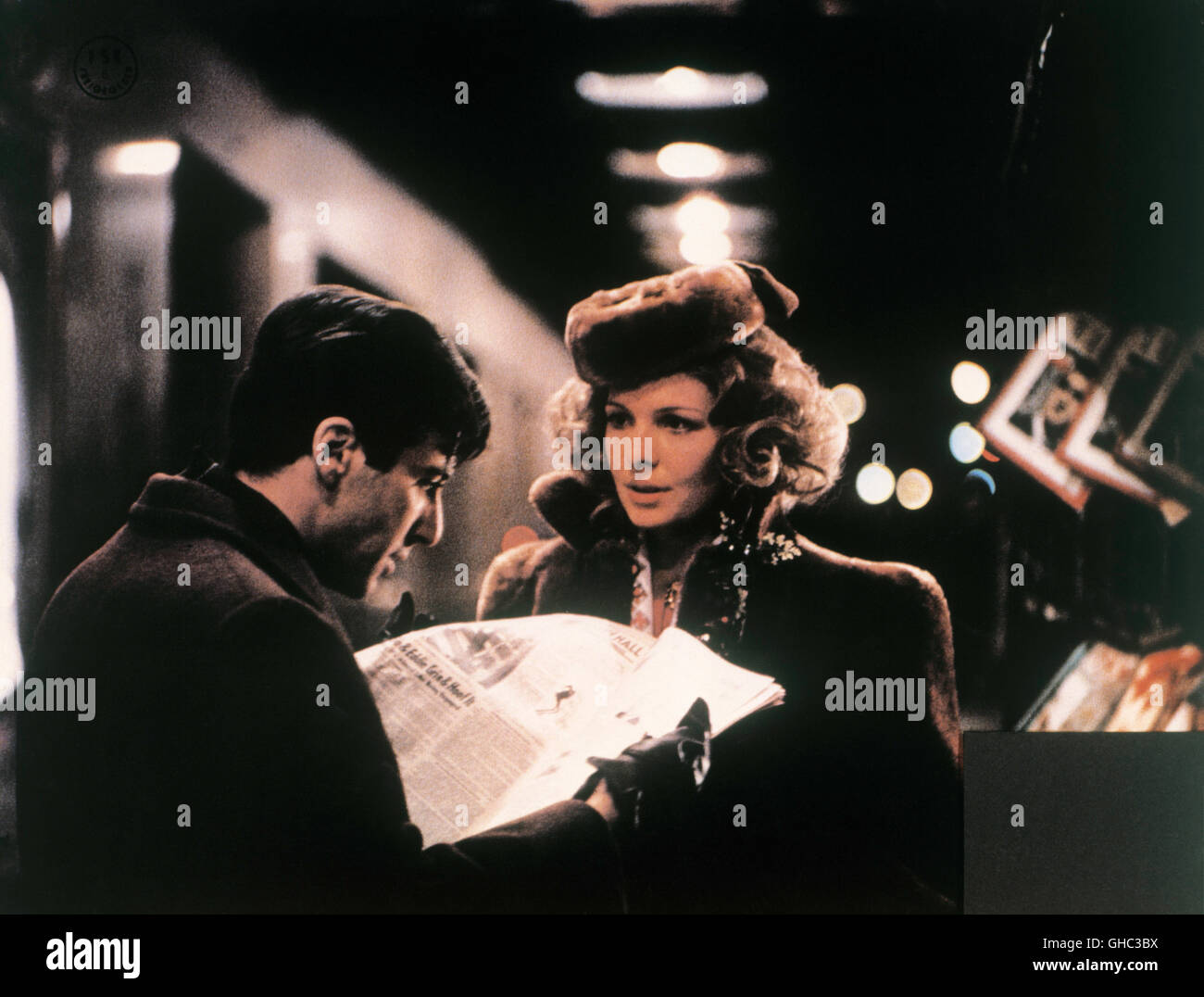 DER PATE, Teil 2 Il Padrino, parte II USA 1974 Francis Ford Coppola Michael Corleone (AL PACINO), Kay Corleone (Diane Keaton) Regie: Francis Ford Coppola aka. Il Padrino, Parte II Foto Stock