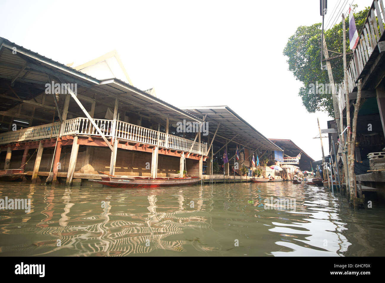 Casa sull'acqua in Thailandia Foto Stock