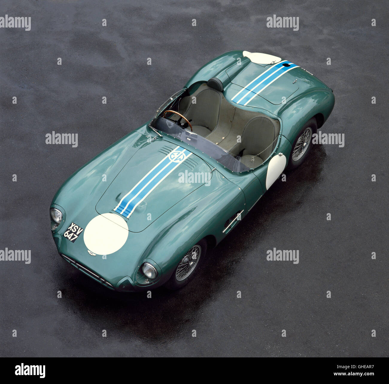 1957 Aston Martin DBR2 4 2 litro sports racing car dritto 6 Sviluppo del motore 254bhp Ex Stirling Moss paese di origine UK Foto Stock