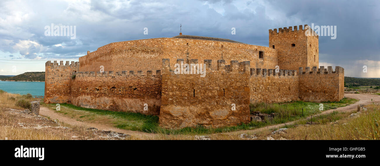 Il castello di Peñarroya. CIudad Real, Castilla-La Mancha Foto Stock