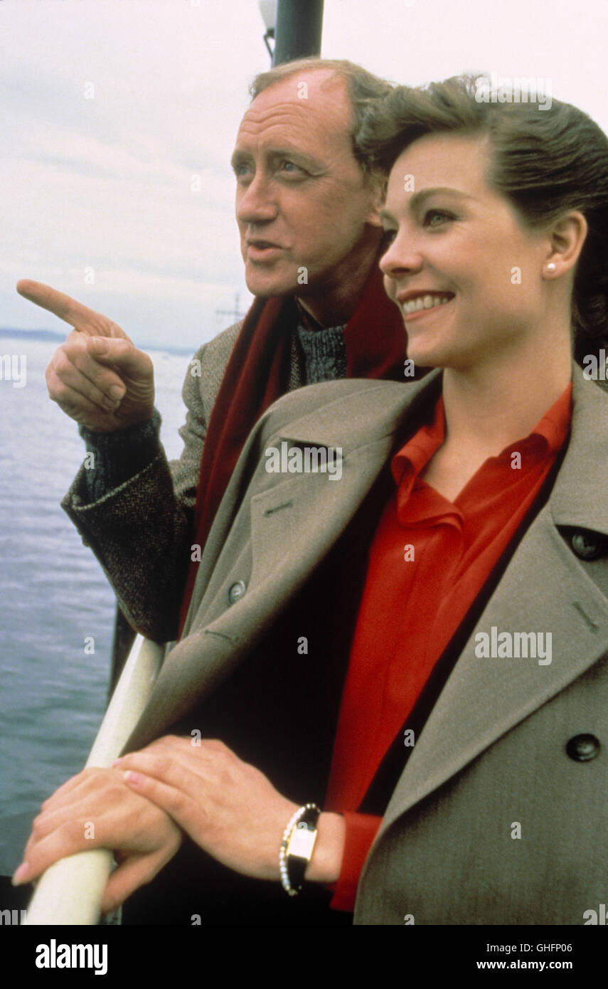 THERESA RUSSELL, nato il 20 marzo 1957, San Diego, California, USA. Festeggiare il compleanno: cinquantesimo (20 marzo 2007). Immagine: Nicol Williamson e Theresa Russell in ' Black Widow ' (1987). Foto Stock