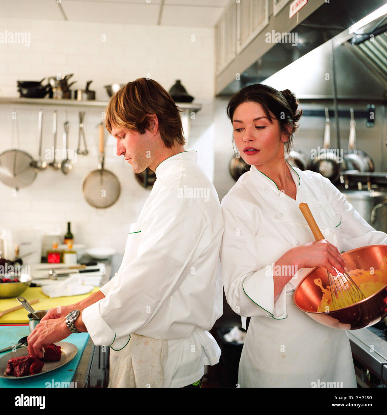 AARON ECKHART (Nick), Catherine Zeta-JONES (Kate) Komödie Regie: Scott aka. Nessuna prenotazione Foto Stock