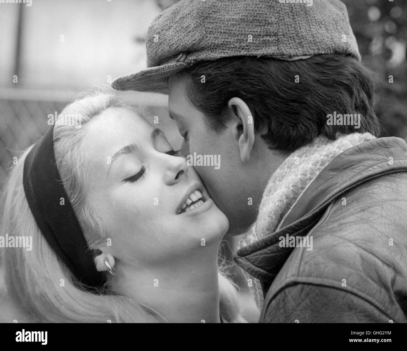 CATHERINE DENEUVE (Isabelle), JEAN-PIERRE CASSEL (Antoine) Regie di Philippe de Broca Foto Stock