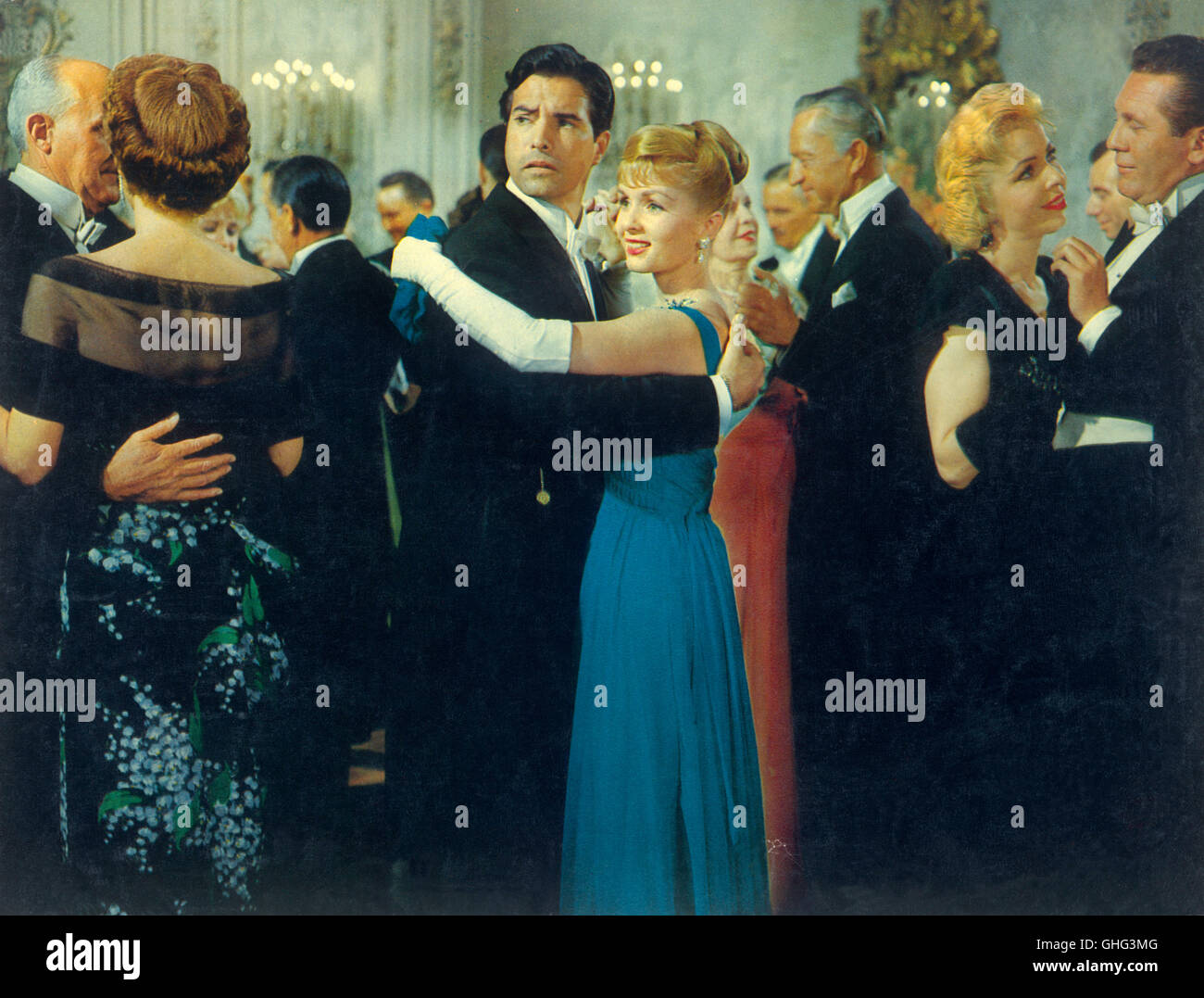GUSTAVO ROJO (Antonio Soriano), Debbie Reynolds (Maggie Putnam) Regie: George Marshall Foto Stock