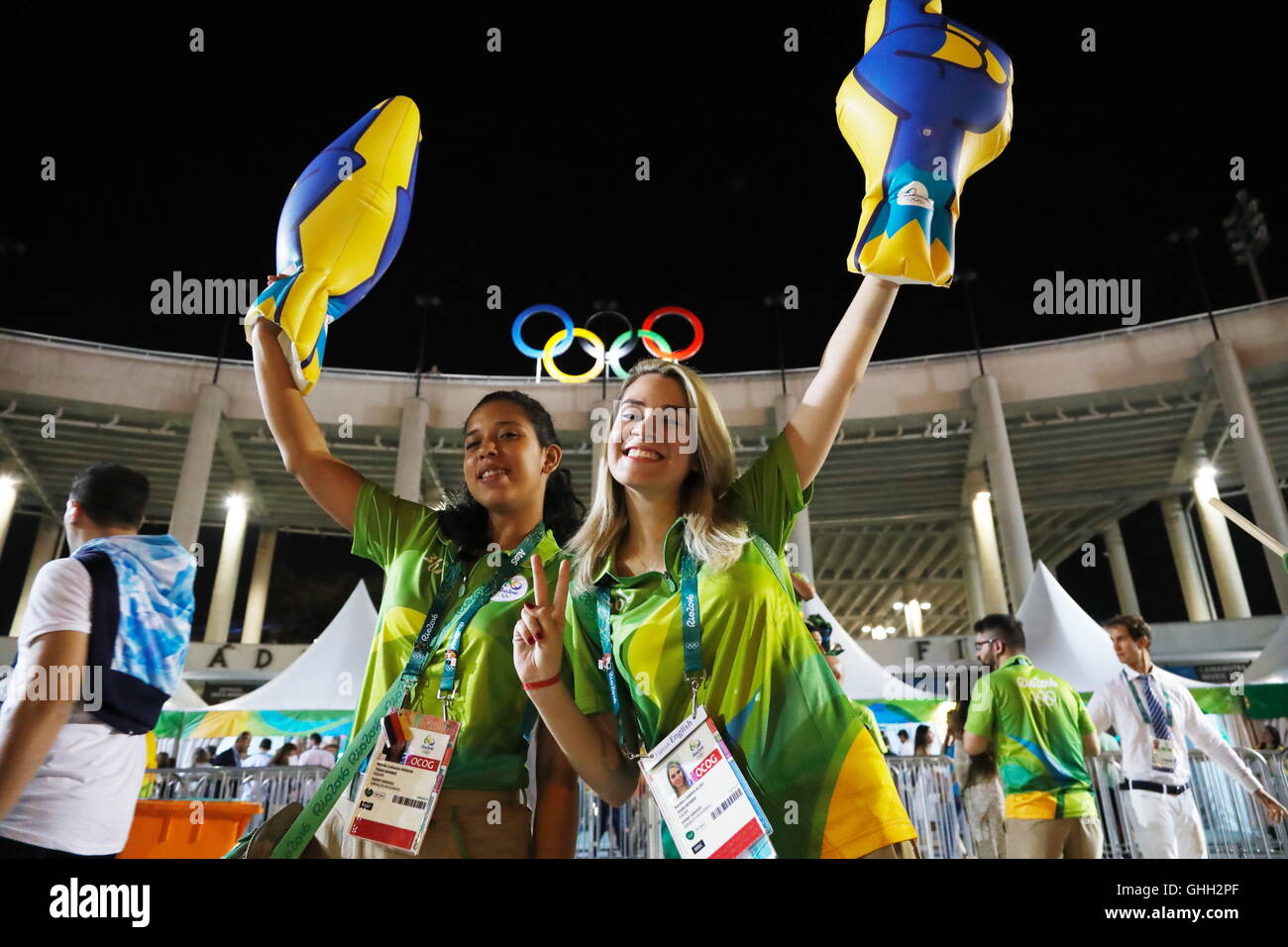 Rio de Janeiro, Brasile. 5 Ago, 2016. Volunteer : Rio 2016 Giochi Olimpici a Rio de Janeiro in Brasile . © Sho Tamura AFLO/sport/Alamy Live News Foto Stock