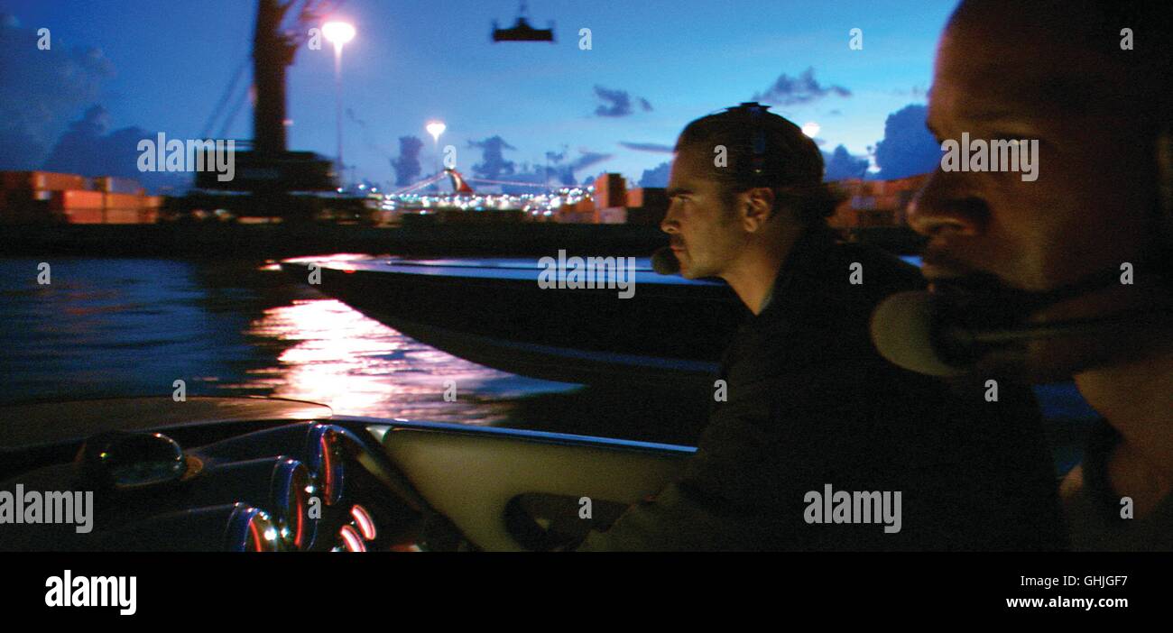 MIAMI VICE / USA 2006 / Michael Mann Colin Farrell come Detective Sonny Crockett e Jamie Foxx come Detective Ricardo Tubbs gara di scena a 'Miami Vice', la funzione film dramma della criminalità che libera ciò che è adulto, pericolosa e seducente su lavorare profondamente undercover. Regie: Michael Mann Foto Stock