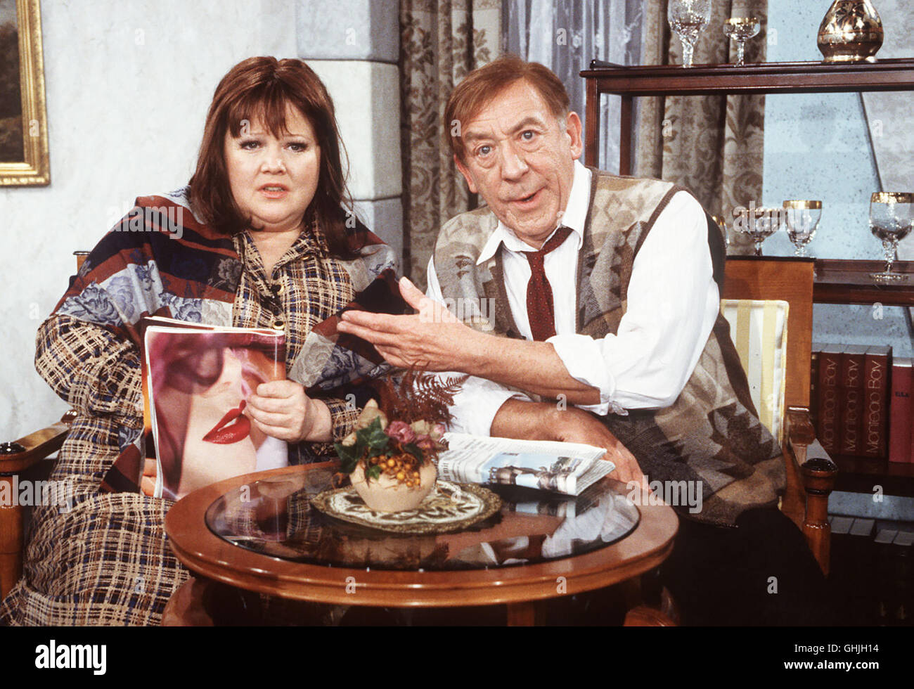 DIETER HALLERVORDEN und FRANZISKA TROEGNER im schizzo: 'Virtueller Doc'. aka. Virtueller Doc Foto Stock