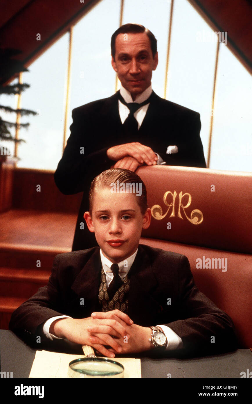 Nachdem Ritchie"s Eltern verschwunden sind, übernimmt er (MACAULY CULKIN), Mit Hilfe sciabiche persönlichen Dieners Cadbury (JONATHAN HYDE) die Geschäfte und somit verhindert, dass Van tosse das ricca VermÜgen bekommt. Regie: Donald Petrie aka. Richie ricco Foto Stock