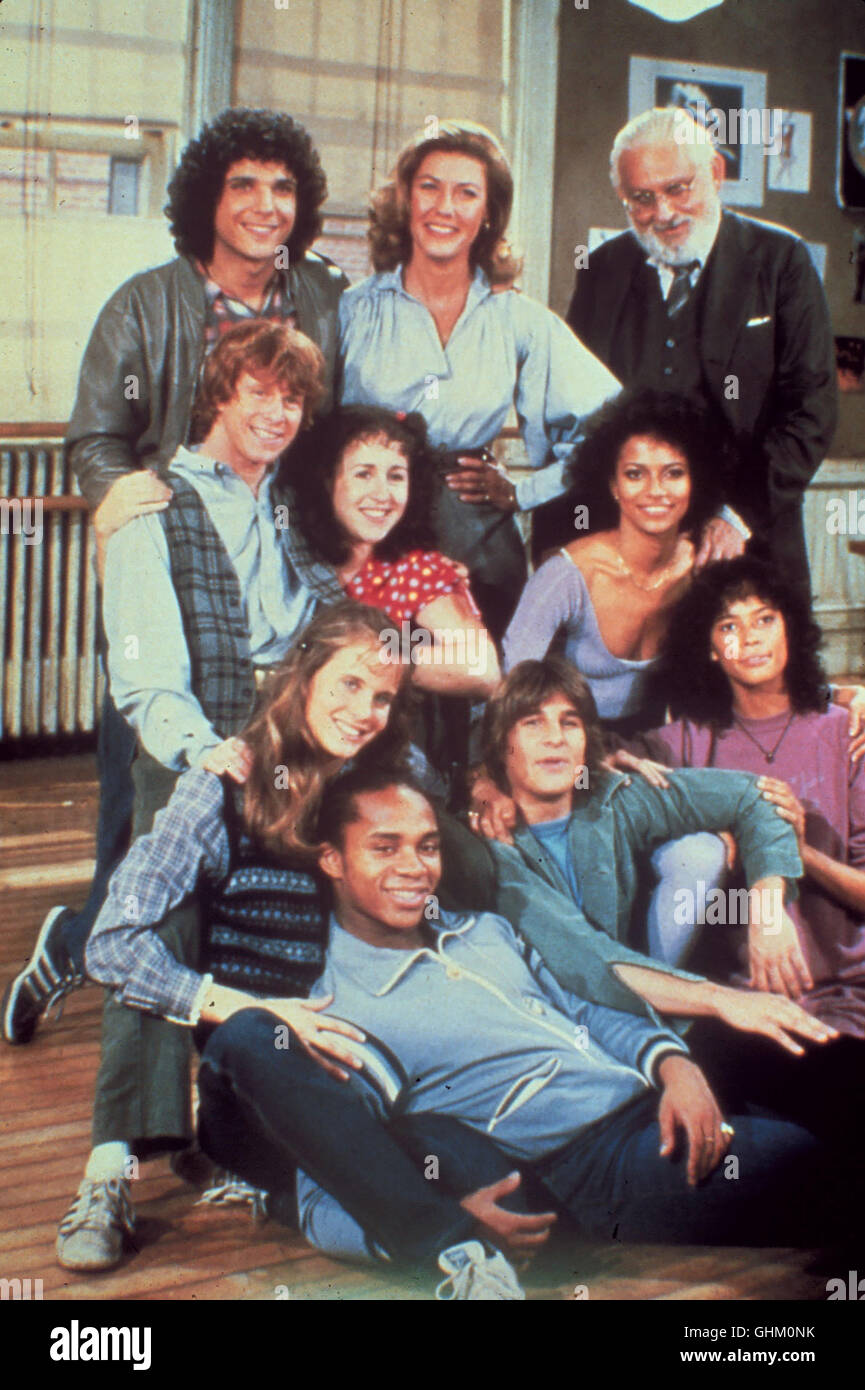 An der renommierten Hochschule für darstellende Künste drängen sich die Bewerber zur alljährlichen Aufnahmeprüfung. hinten: Bruno (LEE CURRERI),Miss Sherwood,Shorosky (ALBERT AIA) mitte: Doris und Lydia vorne: Julie, Leroy (ANTHONY RAY), Danny und Coco (IRENE CARA). Regie: Alan Parker aka. La fama Foto Stock
