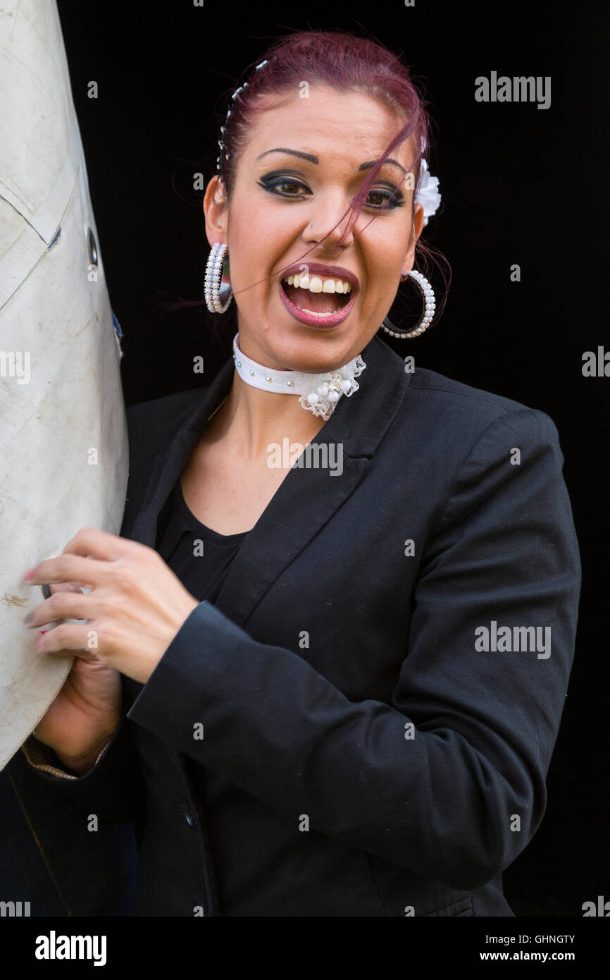 Bella donna spagnola, circense. Foto Stock