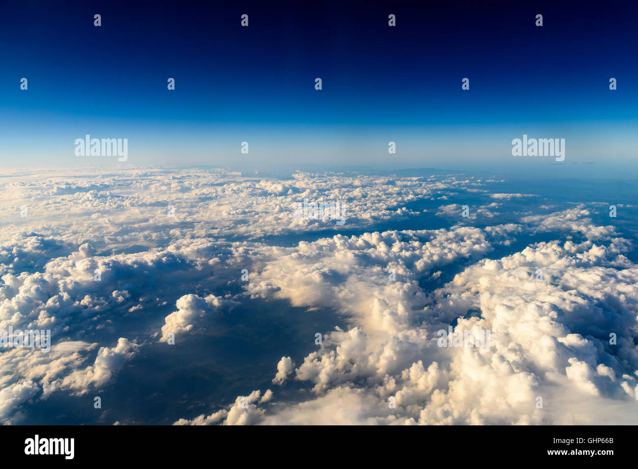 Vista aerea del Pianeta Terra come visto da 40.000 piedi di altitudine Foto Stock