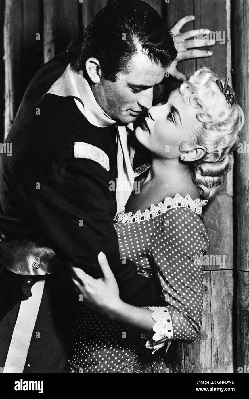 BIS ZUM LETZTEN ATEMZUG Ein für unnachsichtige Strenge berüchtigter Kavallerieoffizier nel Nuovo Messico verteidigt ein Fort gegen die Apachen und kann schließlich auch der lange vergeblich angebeteten Frau seine menschlichen Qualitäten beweisen... Bild: Capitano Lancia (Gregory Peck), Cathy Eversham (BARBARA PAYTON) Regie: Gordon Douglas aka. Solo la Valiant Foto Stock