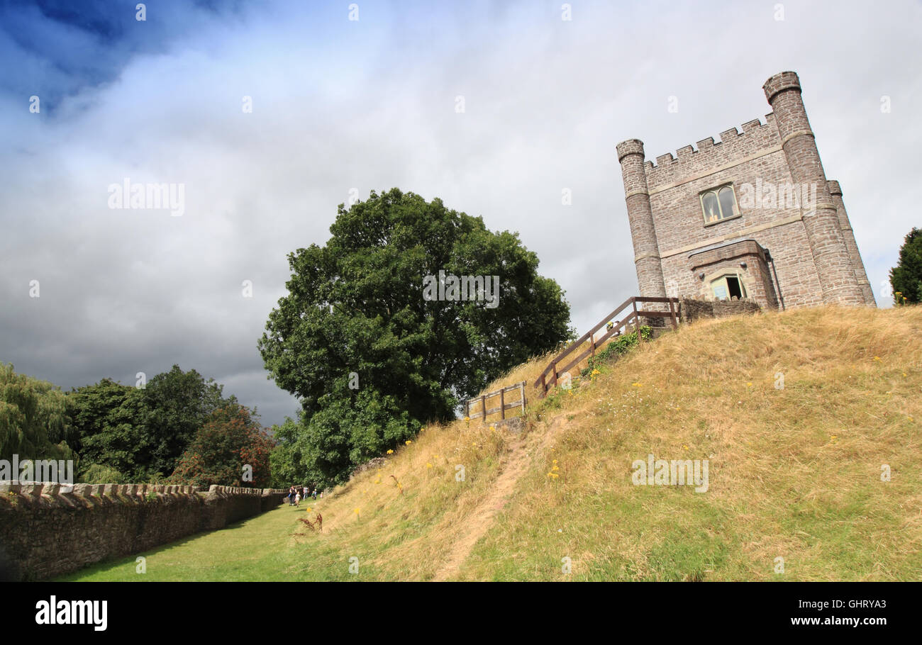 Ex residenza di caccia rivolta ad Abergavenny museo sulla sommità del normanno motte a Abergavenny Castello, Abergavenny, South Wales UK Foto Stock