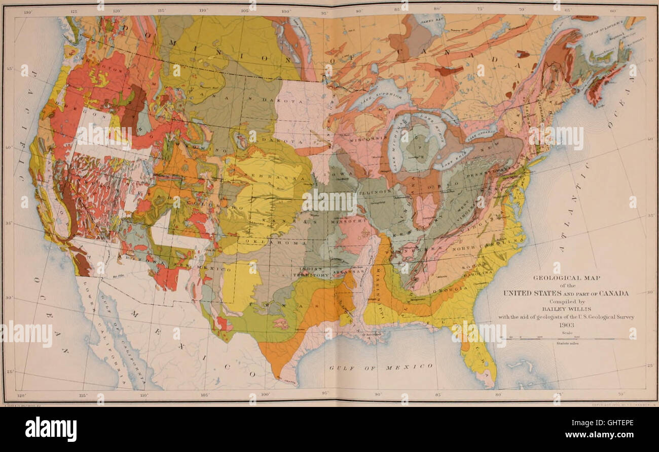 Questo lavoro di riferimento del 1908 raccoglie informazioni complete su vari campi come le arti, le scienze, la letteratura e la storia, offrendo una prospettiva globale sulla conoscenza e la cultura. Foto Stock