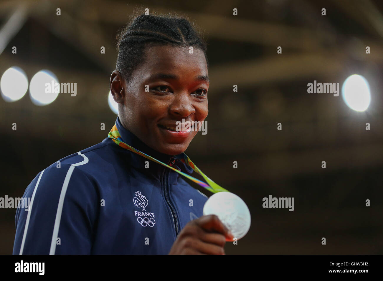 Rio De Janeiro, Rio de Janeiro, Brasile. 11 Ago, 2016. RJ - Olimpiadi/JUDO - Sport - American judoka Kayla Harrisonda categoria vince il peso pesante (78kg) Donna Judo Olimpiadi a Rio de Janeiro 2016 il Carioca 2 Arena in Brasile e ottenere la medaglia d'oro. Il francese Audrey Tcheuméo ha conquistato l'argento e il Brasiliano Mayra Aguiar e la slovena Anamari VelenÅ¡ek ha preso il bronzo.Foto: Geraldo bubniak Credito: Geraldo Bubniak/ZUMA filo/Alamy Live News Foto Stock