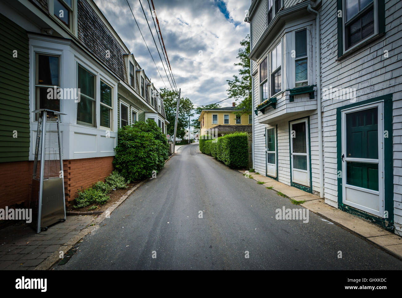 Case e strade strette in a Provincetown, Cape Cod, Massachusetts. Foto Stock