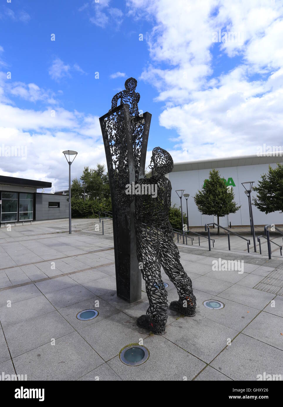 Posso vedere per miglia scultura di Andy Scott alloa clackmannanshire Scozia Luglio 2016 Foto Stock