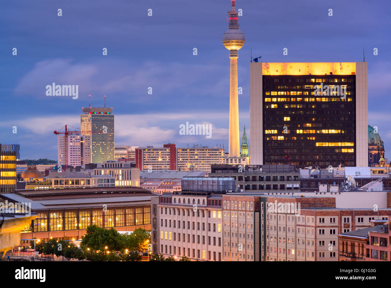 Berlino, Germania cityscape al crepuscolo. Foto Stock