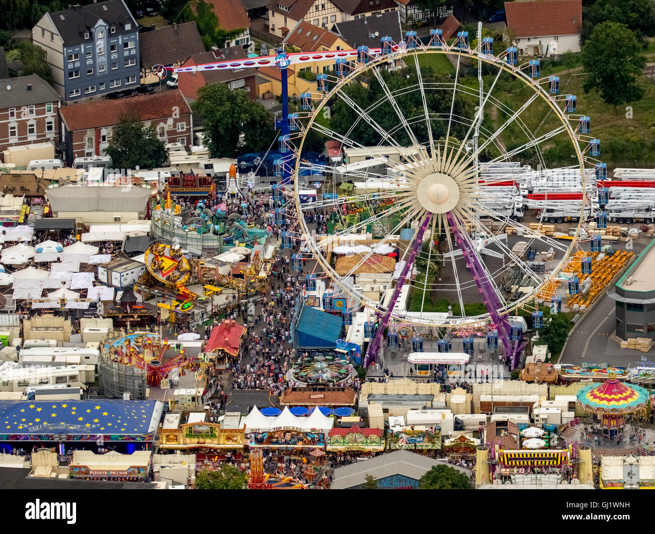 Vista aerea, Giant Ferris Wheel ruota Sky lounge, Cranger Kirmes 2016 più grande festival folk della Ruhr, Herne Crange, la zona della Ruhr Foto Stock