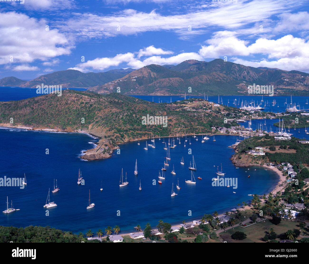 Vista del porto di inglese da Shirley Heights, Antigua, Isole Sottovento, Mar dei Caraibi, West Indies Foto Stock