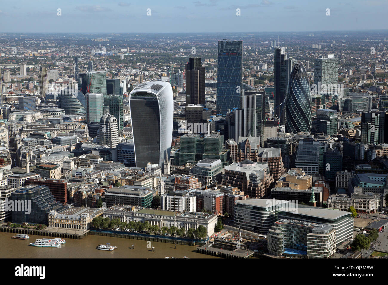 Vista aerea della città di Londra square mile trimestre finanziario compreso il Gherkin & Walkie talkie edificio Foto Stock