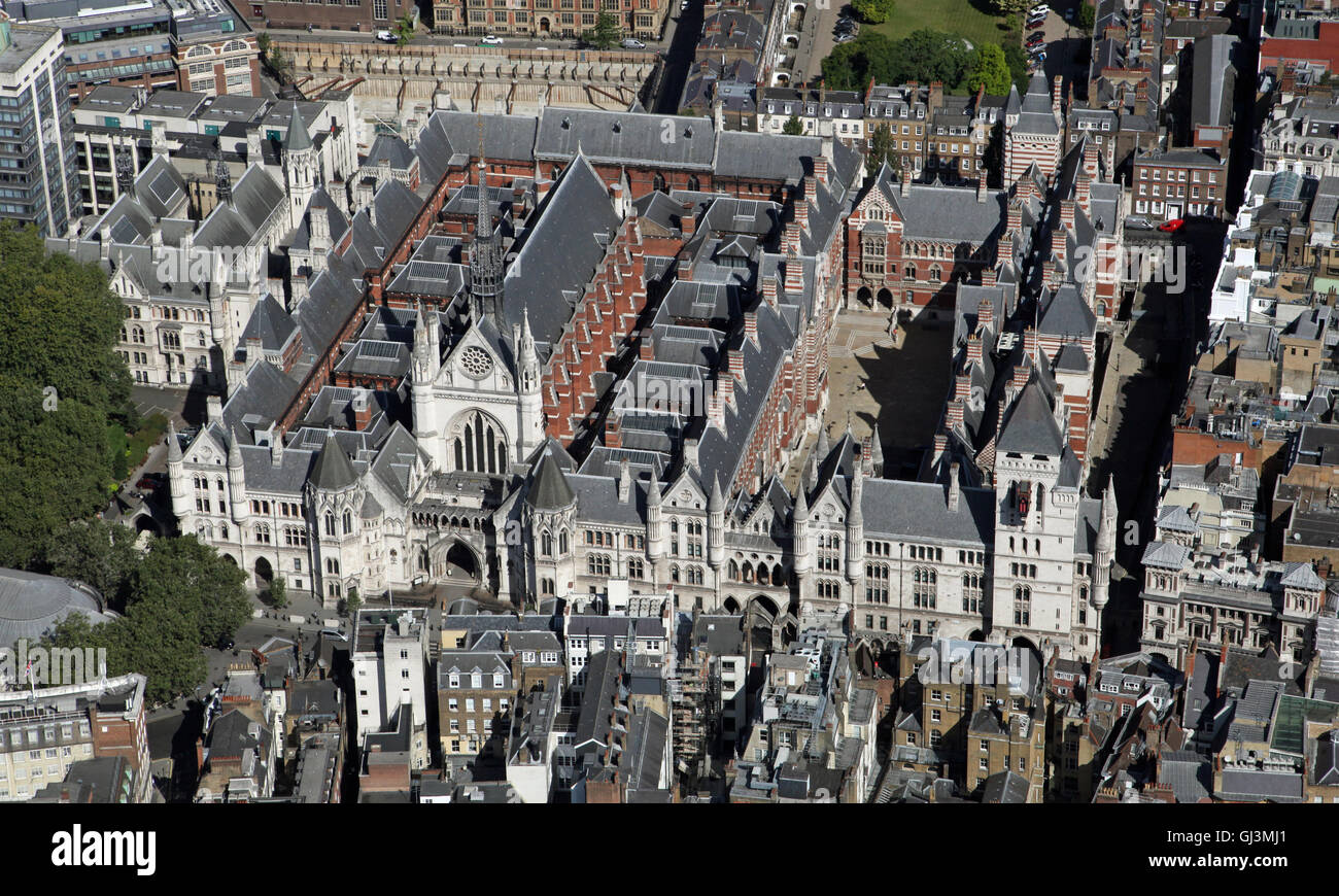 Vista aerea della Royal Courts of Justice contenente l Alta Corte di giustizia ed il tribunale di appello a Londra, Regno Unito Foto Stock