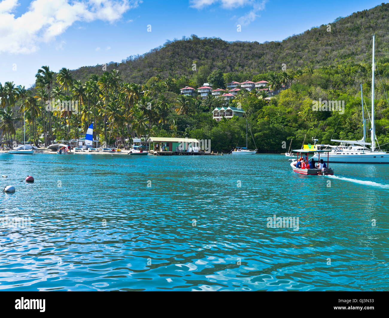 Dh Porto di Marigot Bay St Lucia Caraibi Caraibi acqua taxi traghetto Dottor Dolittle barca spiaggia west indies Foto Stock