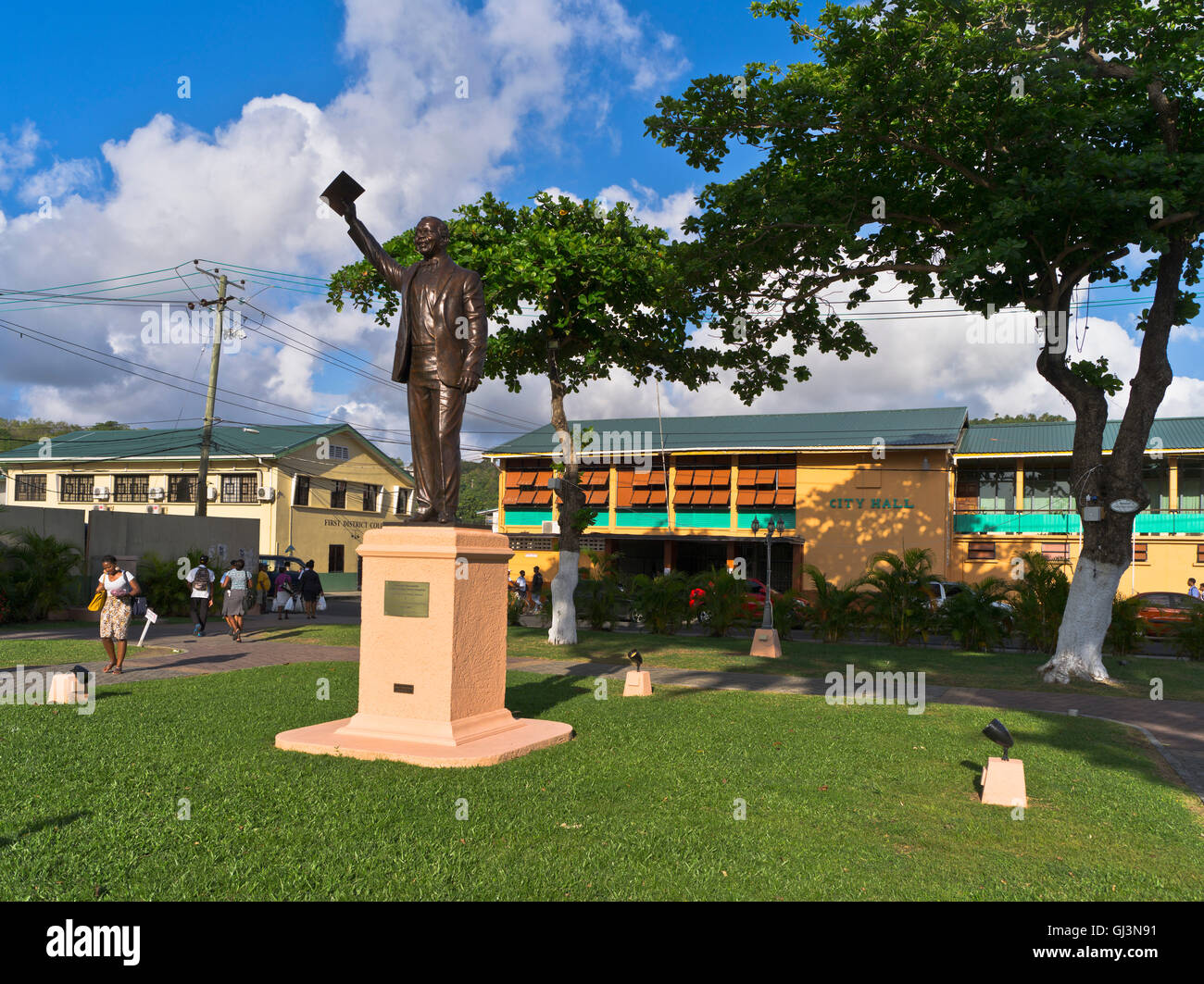 dh Castries ST LUCIA CARIBBEAN Sir John Crompton statua ventosa isole minori antille Foto Stock